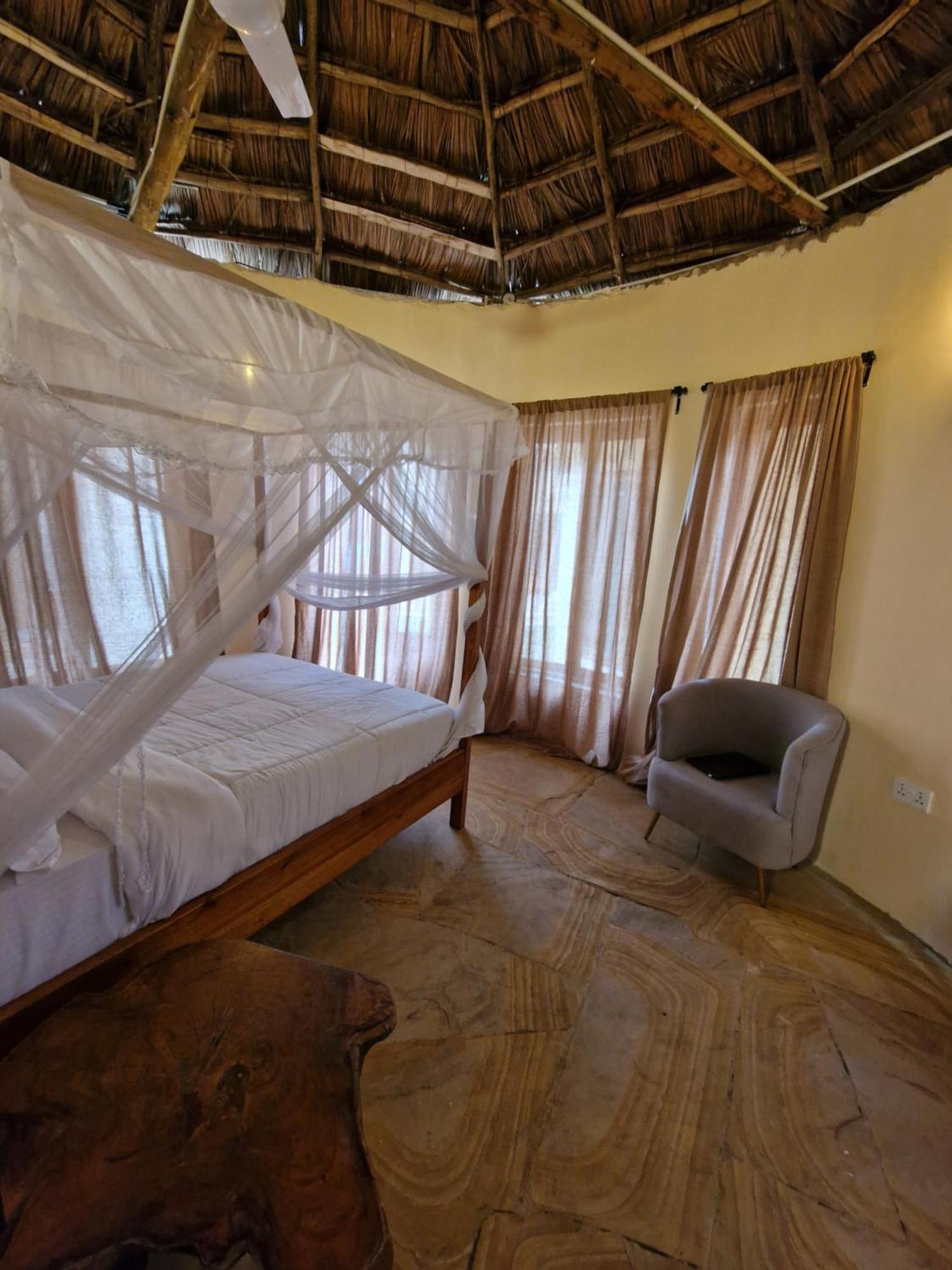 White House Of Tanzania Vandrarhem Arusha Exteriör bild